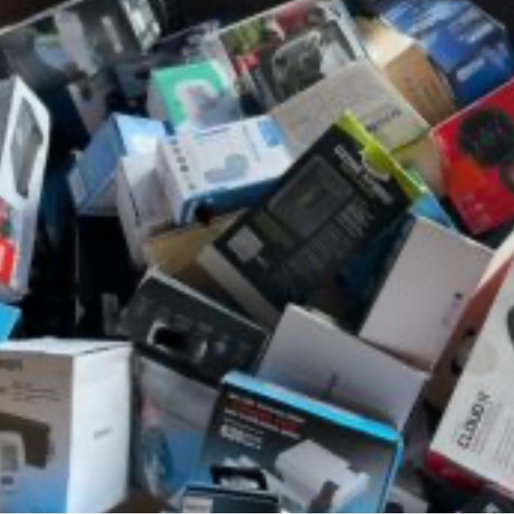 New 5 pound Amazon pallet mystery bag - Picture 10 of 10